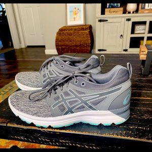 ASICS Torrance Running